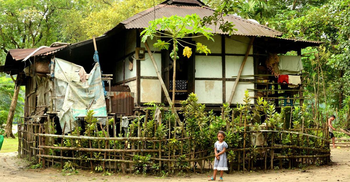 আদিবাসী পল্লী